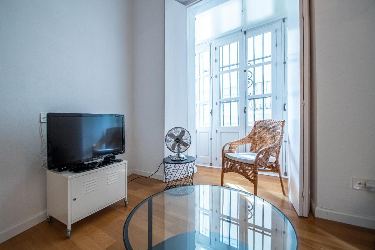 Apartment Sagasta 1750 - Center